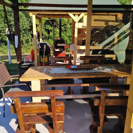 Holiday home Eko Dan Cortanovci